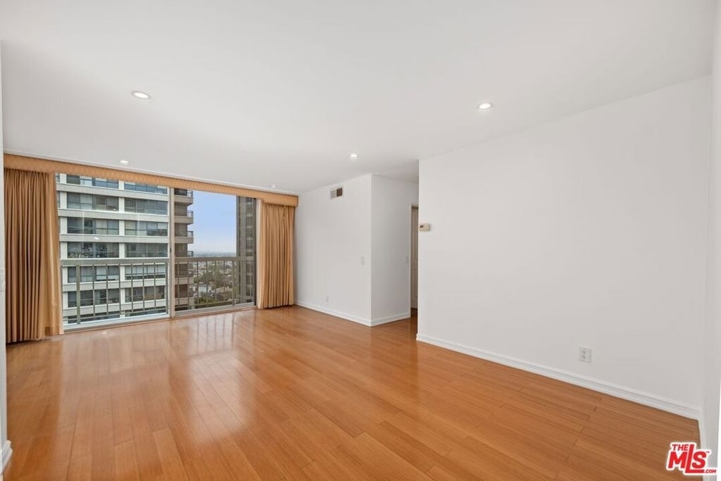 10751 Wilshire Boulevard - Photo 41