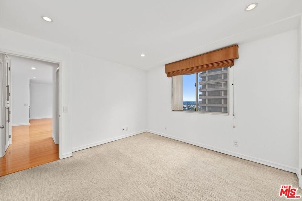 10751 Wilshire Boulevard - Photo 21