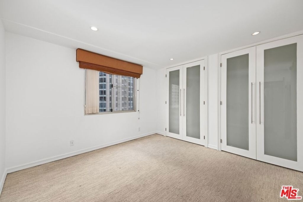 10751 Wilshire Boulevard - Photo 22