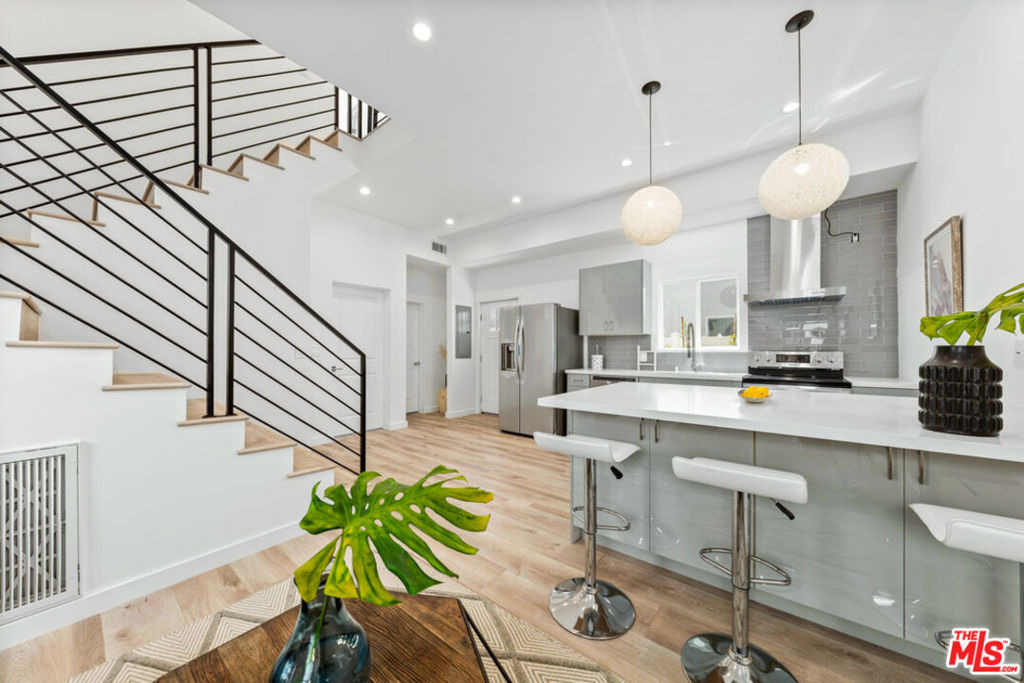 2955 Midvale Avenue - Photo 5