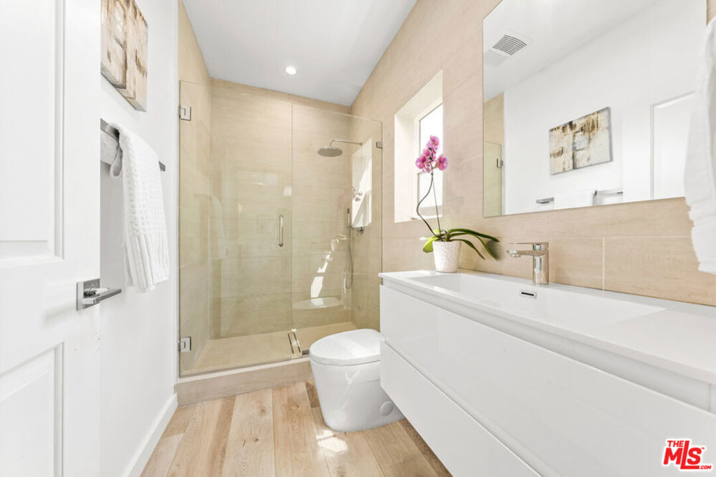 2955 Midvale Avenue - Photo 13