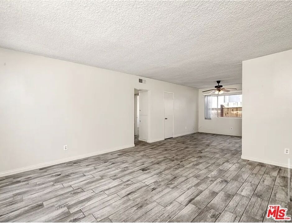 1601 Torrance Boulevard - Photo 3