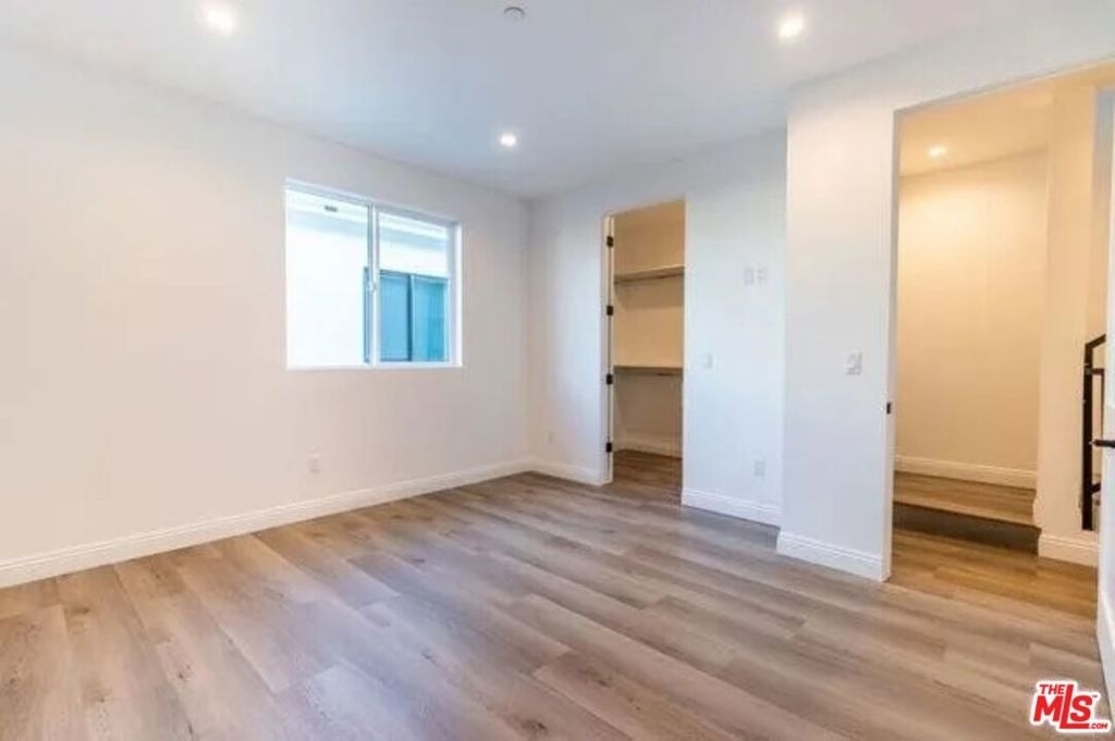 5325 Ben Avenue - Photo 2