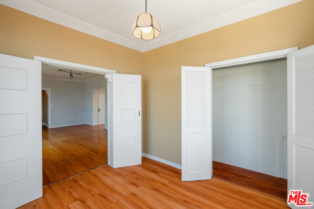 1314 N Hayworth Avenue - Photo 11