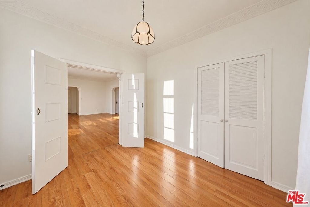 1314 N Hayworth Avenue - Photo 38