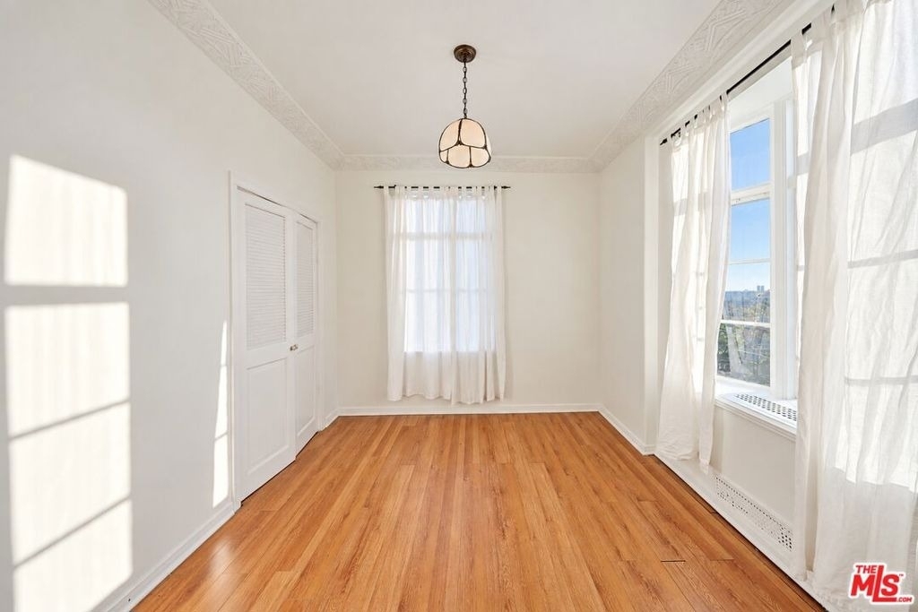 1314 N Hayworth Avenue - Photo 43