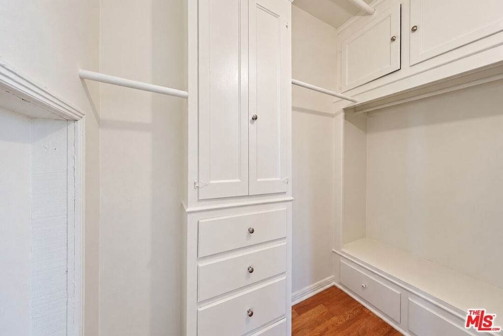 1314 N Hayworth Avenue - Photo 59