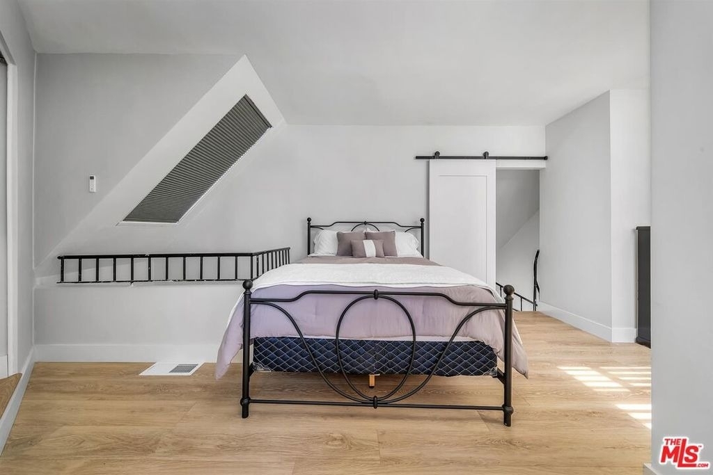 1412 N Crescent Heights Boulevard - Photo 8