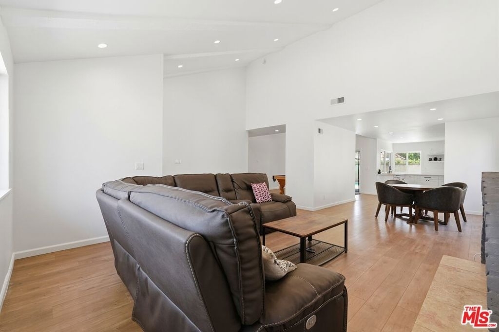 5920 E Malton Avenue - Photo 6