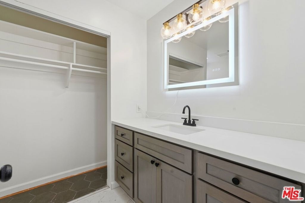 5920 E Malton Avenue - Photo 29
