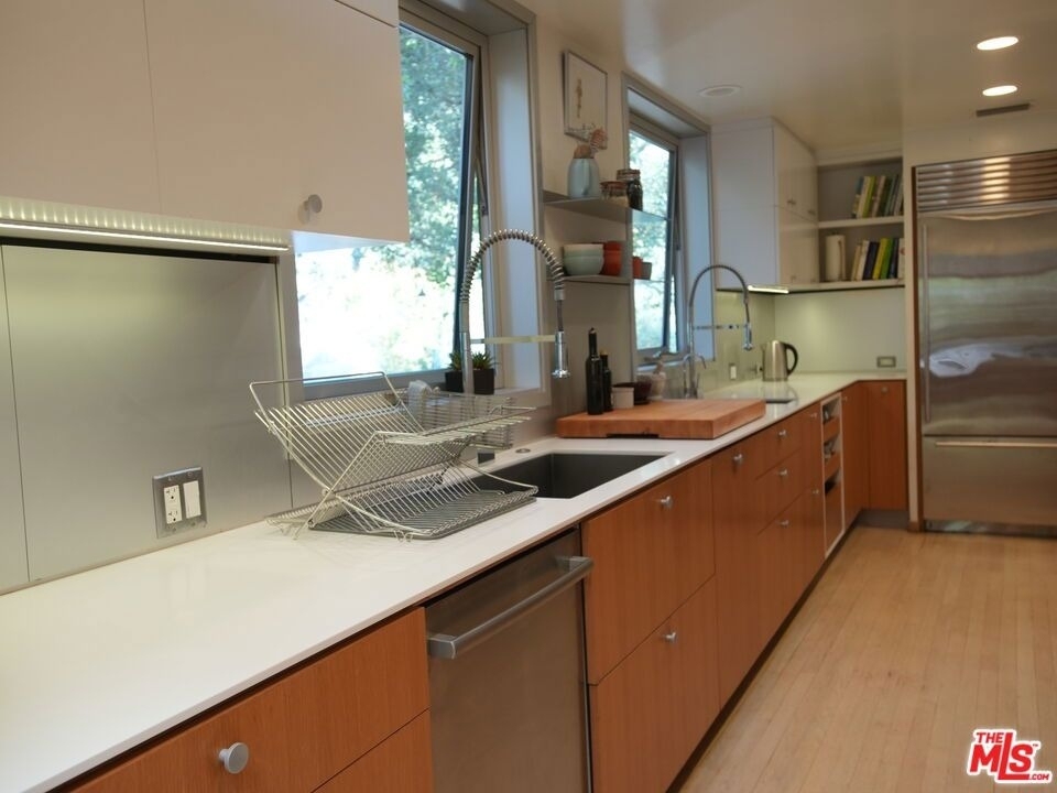 10416 Corfu Ln - Photo 9