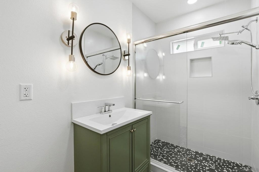 312 Brookes Ave - Photo 8