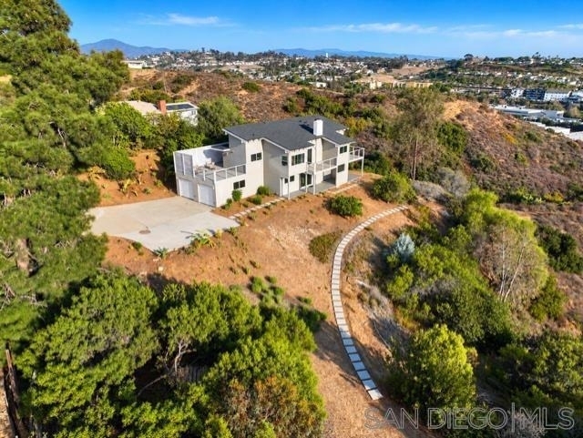 700 Selma - Photo 1