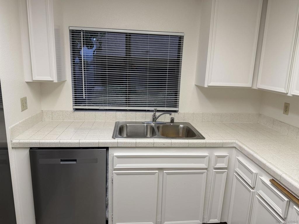 10793 Tamar Terrace - Photo 8
