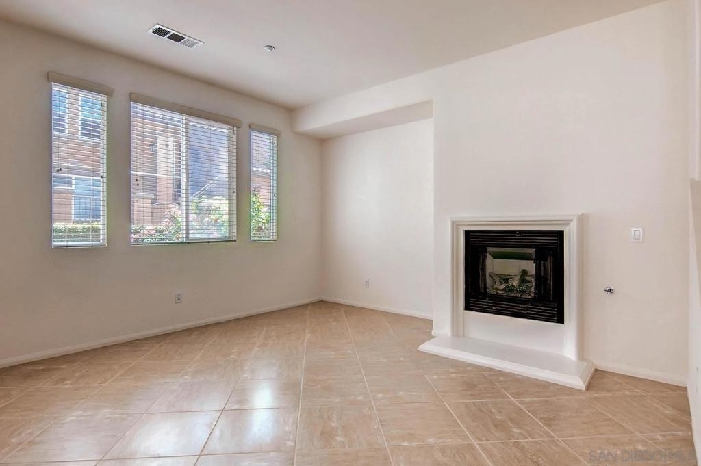 10429 Whitcomb Way - Photo 1