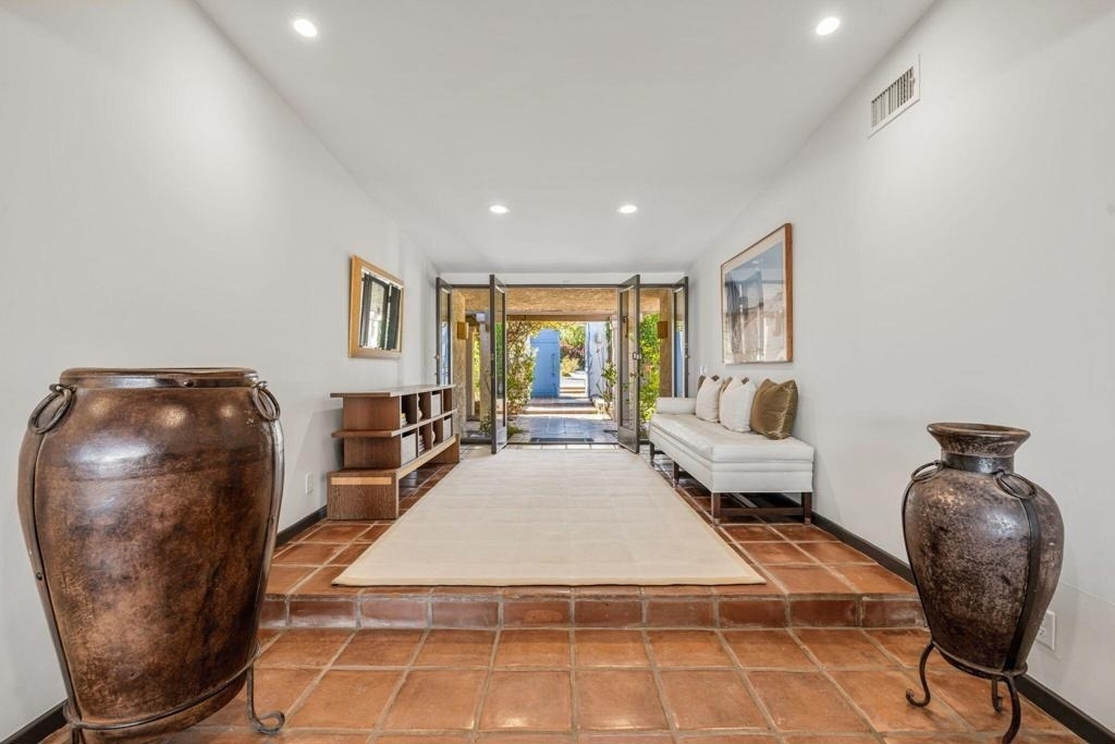 46310 Shadow Mountain Drive - Photo 2