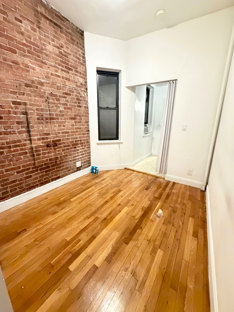 101 Lexington Avenue - Photo 4