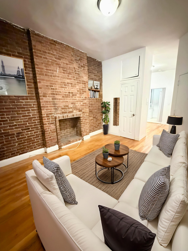 101 Lexington Avenue - Photo 0