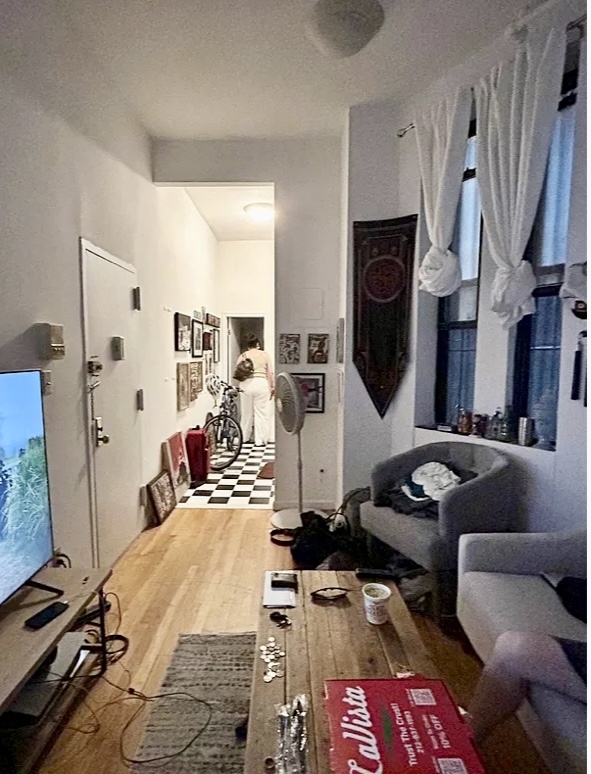 247 East 62nd Street - Photo 1