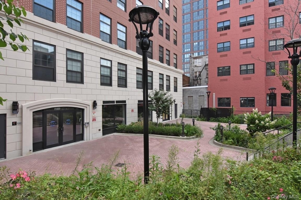 13 Main Street - Photo 13