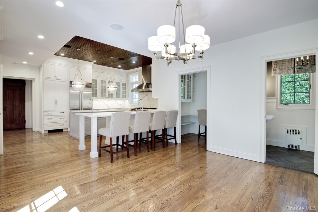 92 6th Street - Photo 8