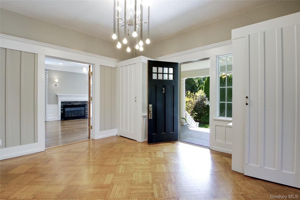 92 6th Street - Photo 2