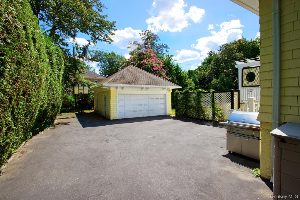 92 6th Street - Photo 27