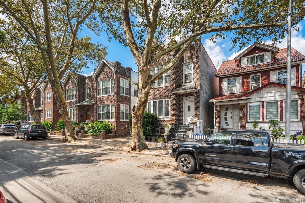 88-49 81st Avenue - Photo 10