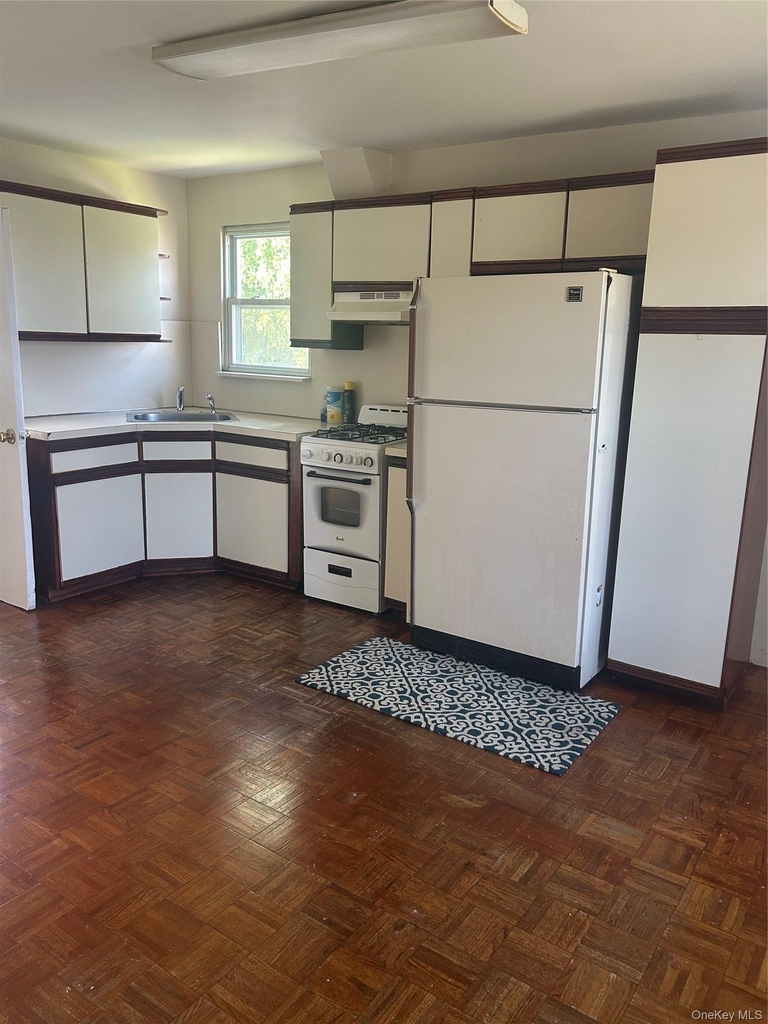 155 Dartmouth Street - Photo 3