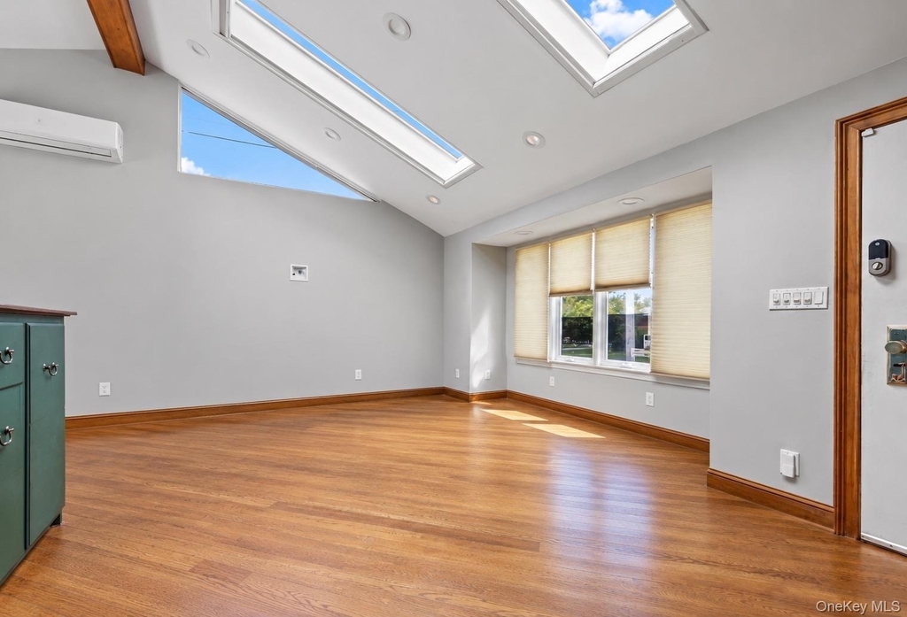 79 Plymouth Road - Photo 2