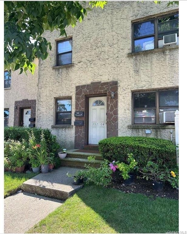 257-04 Hillside Avenue - Photo 1