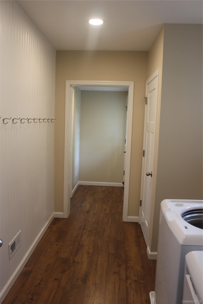 17 Bank Street - Photo 7