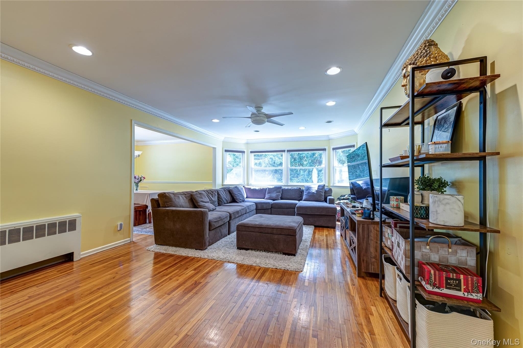 37 Buckingham Drive - Photo 4
