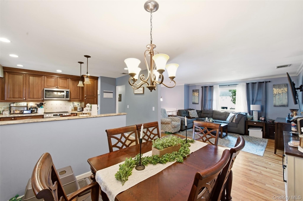 17 Jerome Street - Photo 5