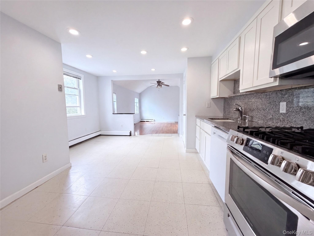 20 Devoe Street - Photo 4
