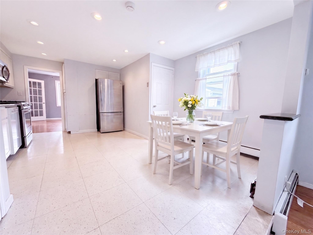 20 Devoe Street - Photo 5