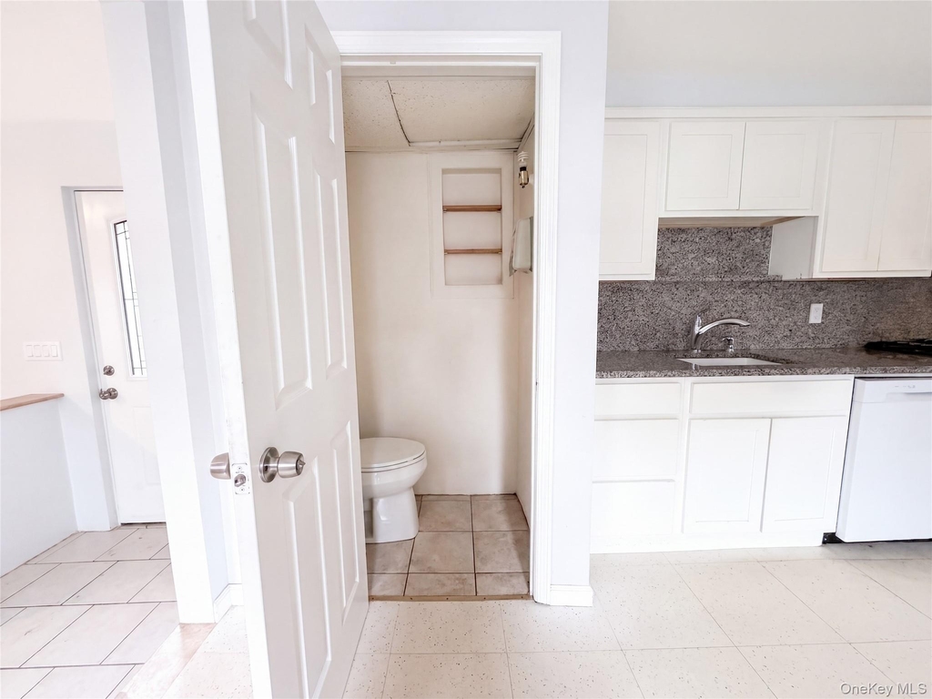 20 Devoe Street - Photo 9