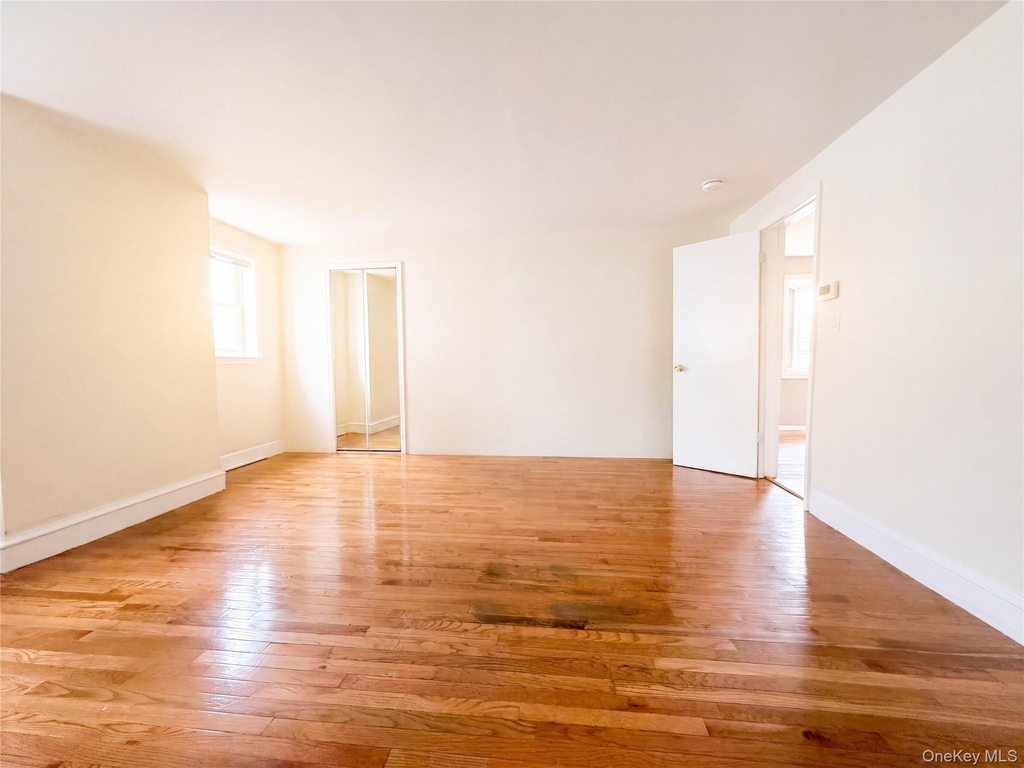 20 Devoe Street - Photo 17