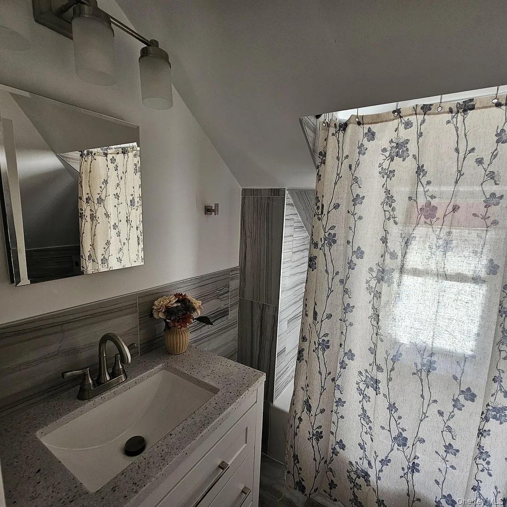 90 North Broadway - Photo 7