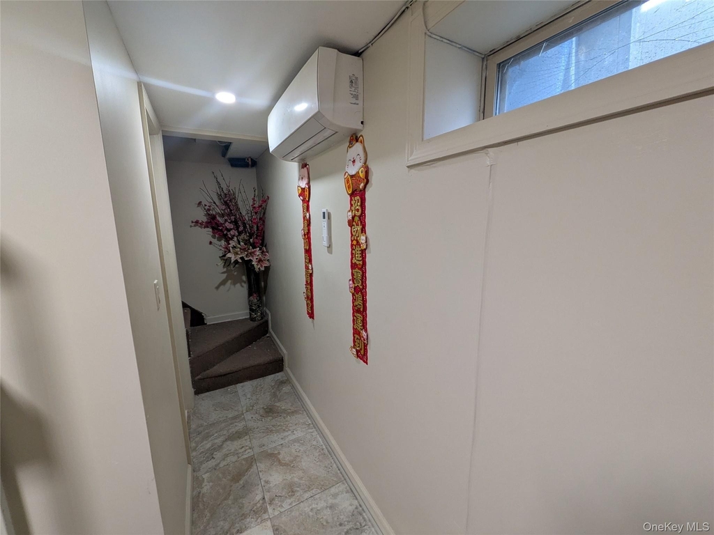 50-56 Utopia Parkway - Photo 24