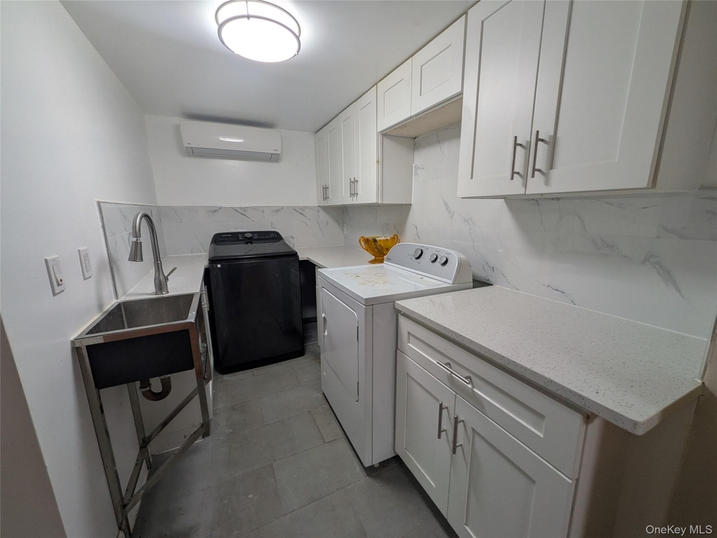50-56 Utopia Parkway - Photo 21