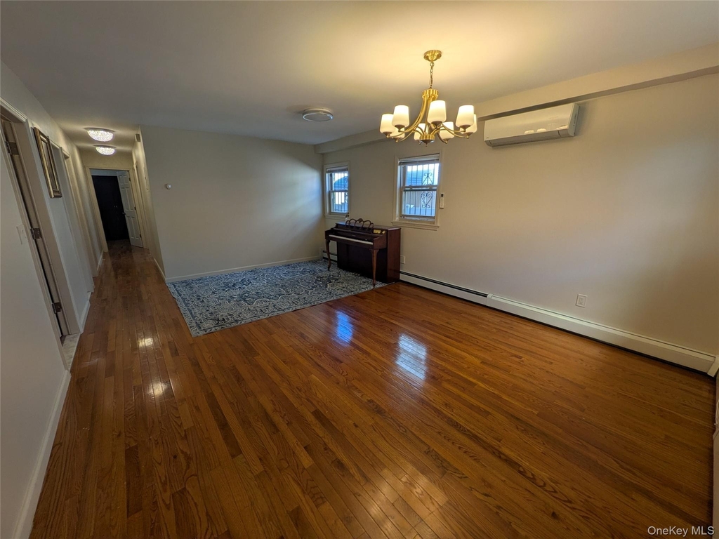 50-56 Utopia Parkway - Photo 6