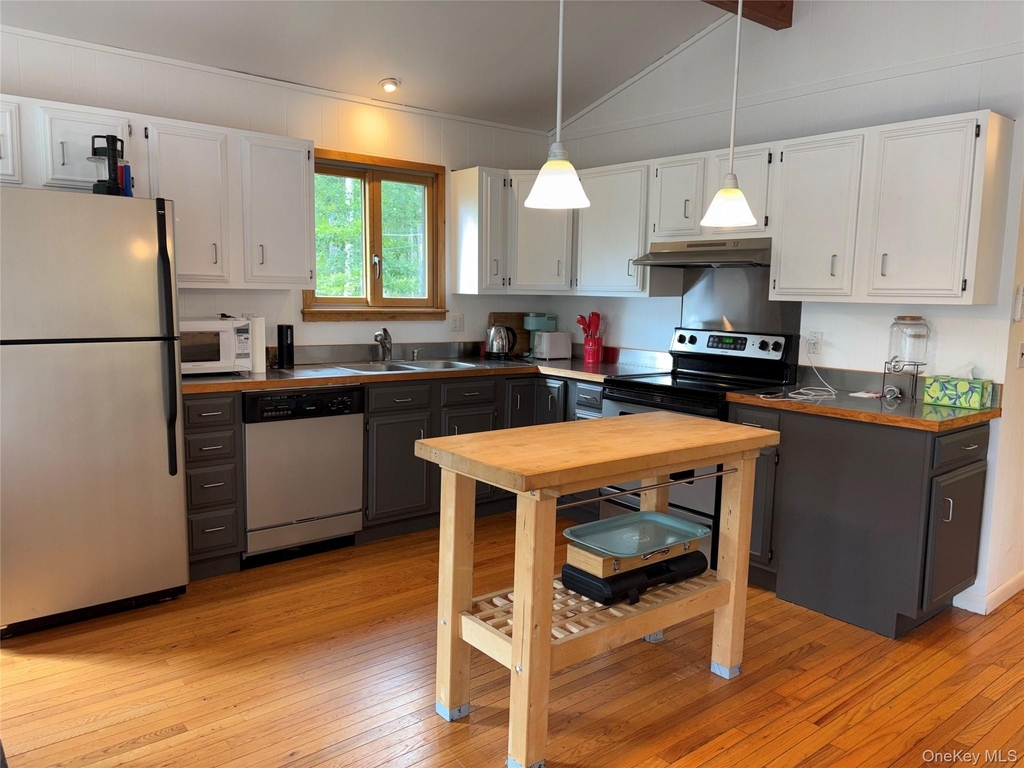 6 Walters Farm Road - Photo 9