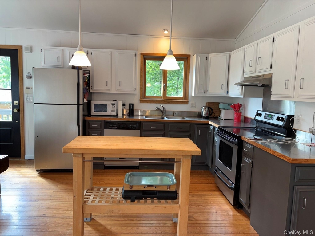 6 Walters Farm Road - Photo 10