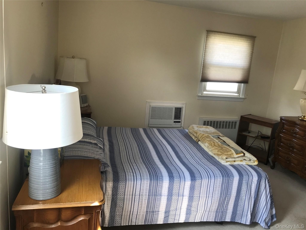 33 Burton Avenue - Photo 4