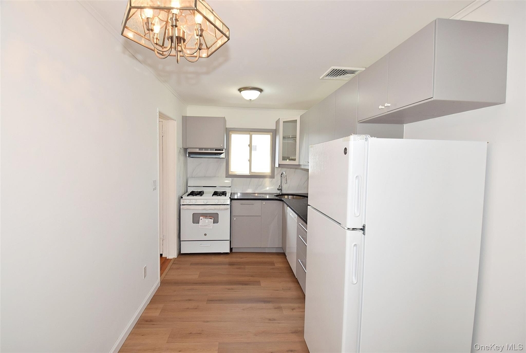 855 Surf Street - Photo 7