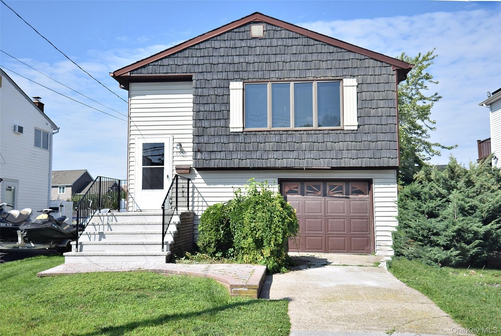 855 Surf Street - Photo 0