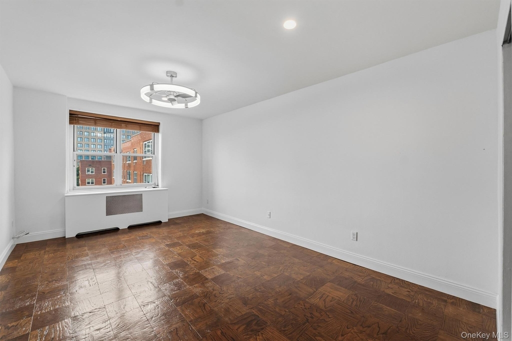 16 Lake Street - Photo 18