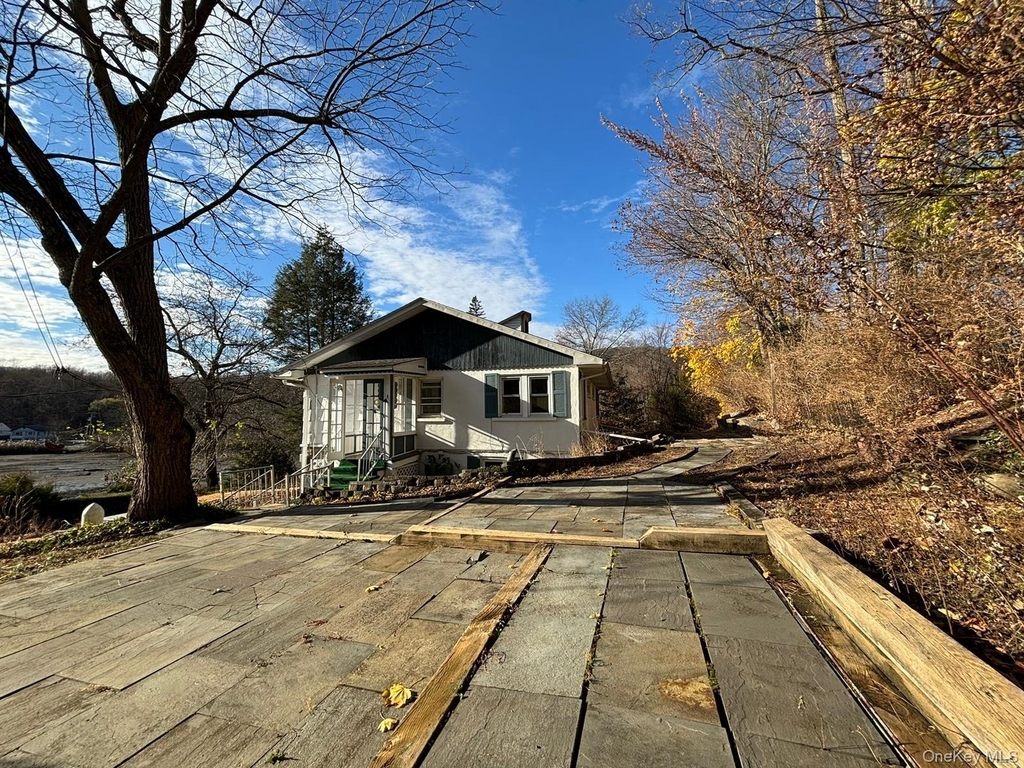 25 W Lakeshore Drive - Photo 29