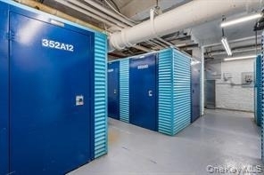 89-15 Parsons Boulevard - Photo 14